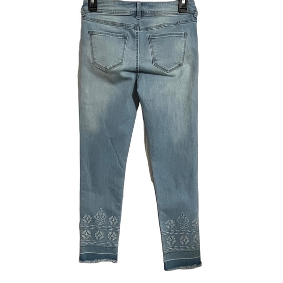 Harper Embroidered Skinny Ankle Released Frayed Hem Faded Jeans Size 25 - Picture 2 of 12